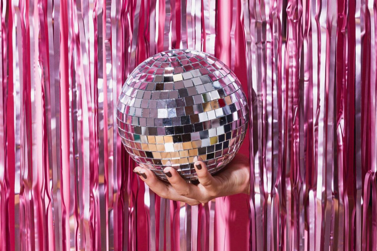 Same same, but different, , 